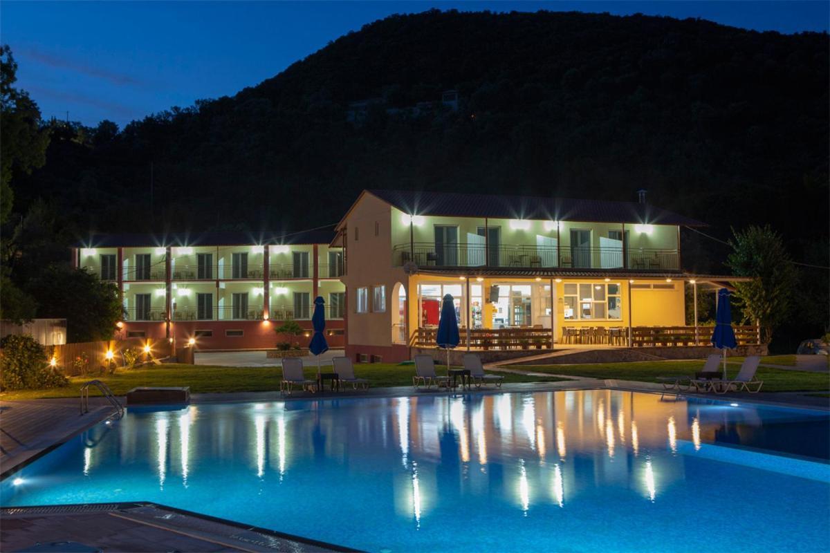 Menes Hotel Yénion Eksteriør bilde